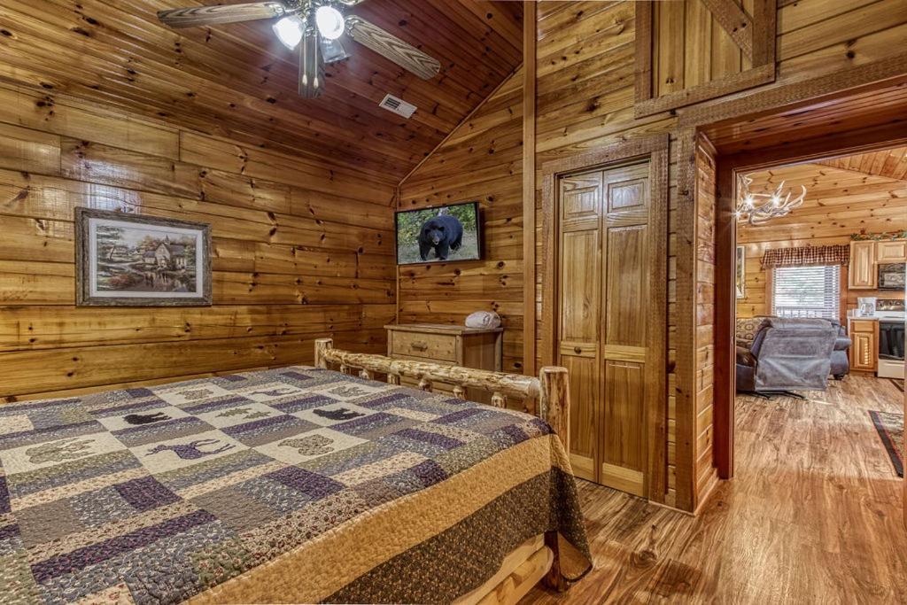 The Nut House, Hot Tub, Game Room, Wifi, 1089 Free Tickets Each Paid Day, Dollywood And More! Pigeon Forge Exteriör bild