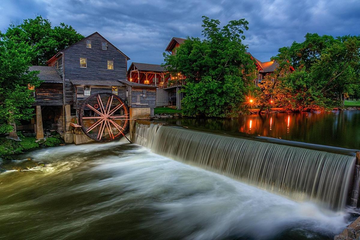 The Nut House, Hot Tub, Game Room, Wifi, 1089 Free Tickets Each Paid Day, Dollywood And More! Pigeon Forge Exteriör bild